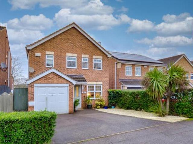 House for sale in Hollingwood, Chesterfield