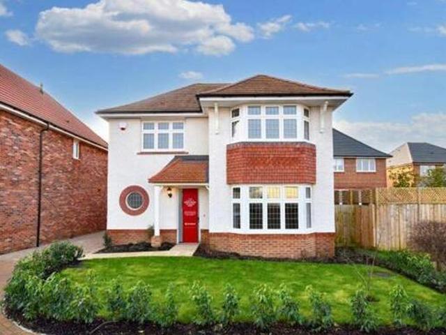 House for sale in Oving, Littlecote
