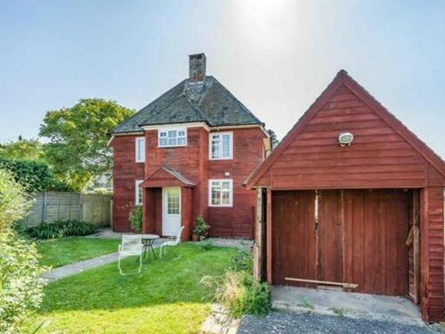 House for sale in Littlecote, West Sussex