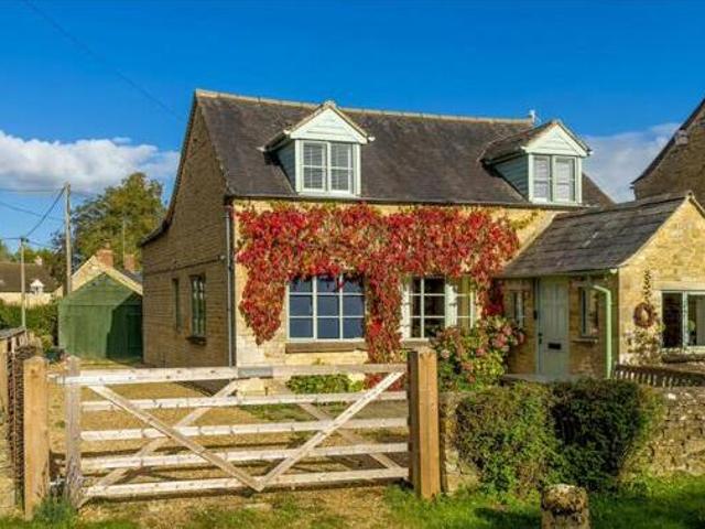 House for sale in Chipping Norton, West Oxfordshire