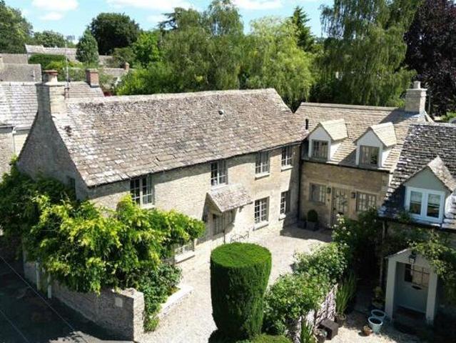 House for sale in Fossebridge, Gloucestershire