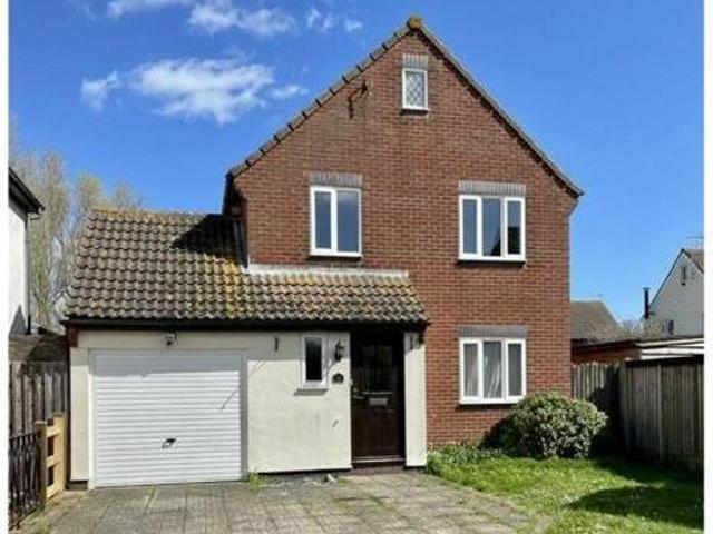 House for sale in Dale Hill, Essex