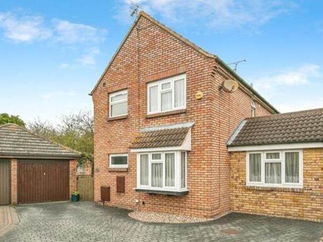House for sale in Clacton-on-Sea, Tendring