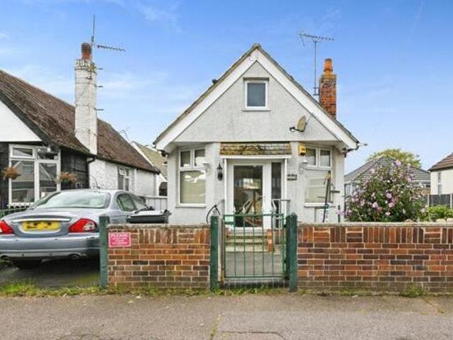 House for sale in Dale Hill, Essex
