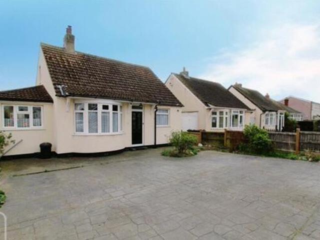 House for sale in Dale Hill, Essex