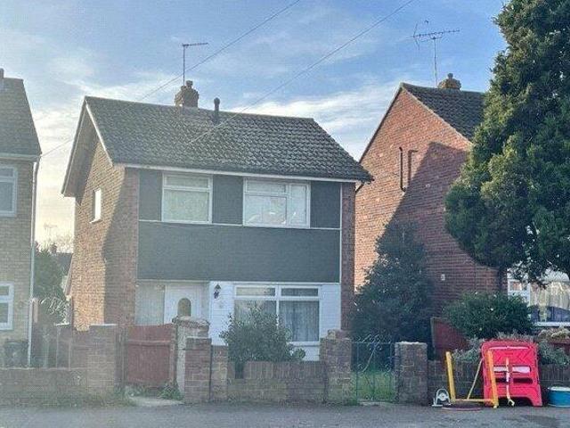 House for sale in Dale Hill, Essex