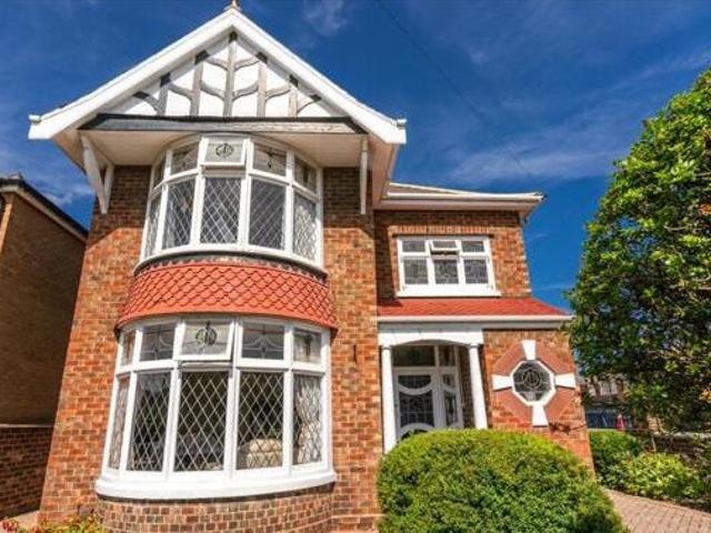 House for sale in Cleethorpes, North East Lincolnshire