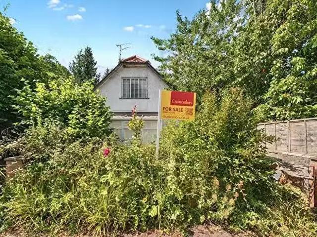 House for sale in Upcott