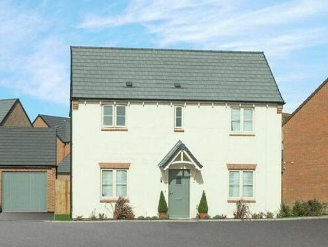 House for sale in Houlton, New Bilton