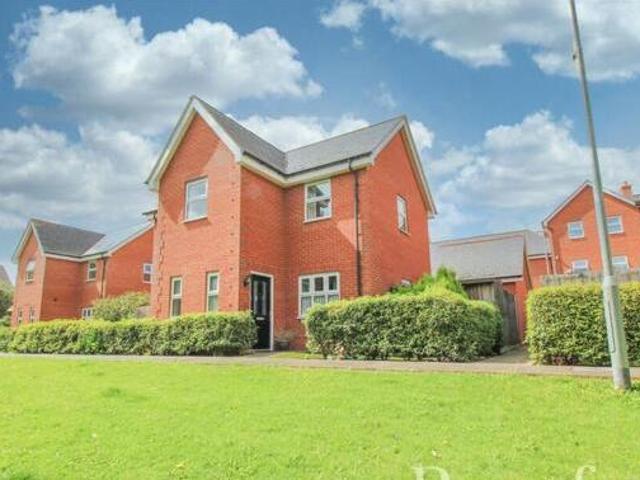 House for sale in Hythe, Colchester