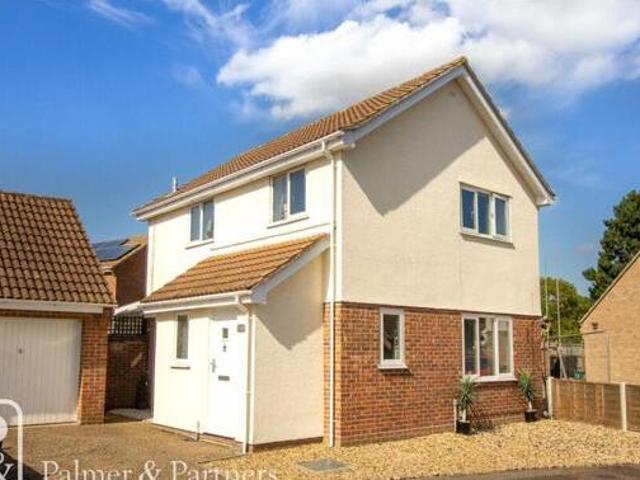 House for sale in Highwoods, Fordham Heath