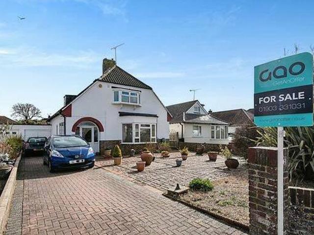 House for rent in West Sussex