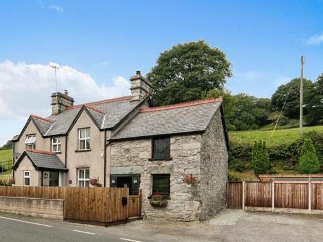 House for sale in Corwen, Wales