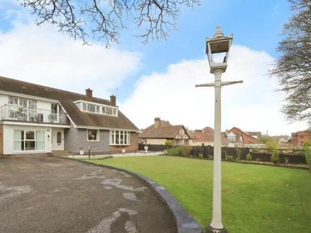 House for sale in Coseley, West Midlands