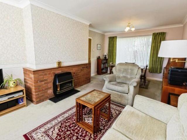 Farm for sale in Upton-by-Chester, Two Mills