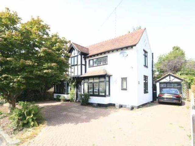 House for sale in Canley Gardens, West Midlands