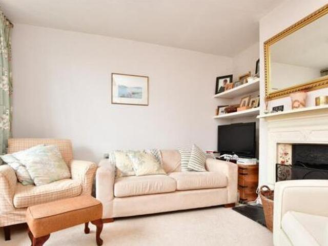 House for sale in Cranleigh, Waverley