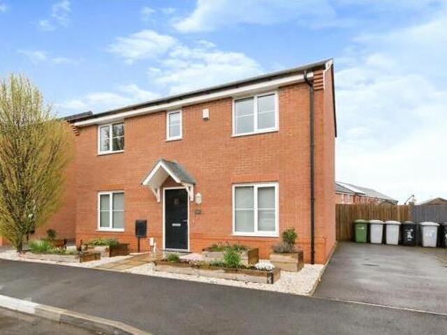 House for sale in Hammond Street