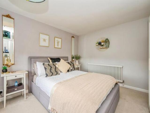 Farm for sale in Spondon, East Midlands