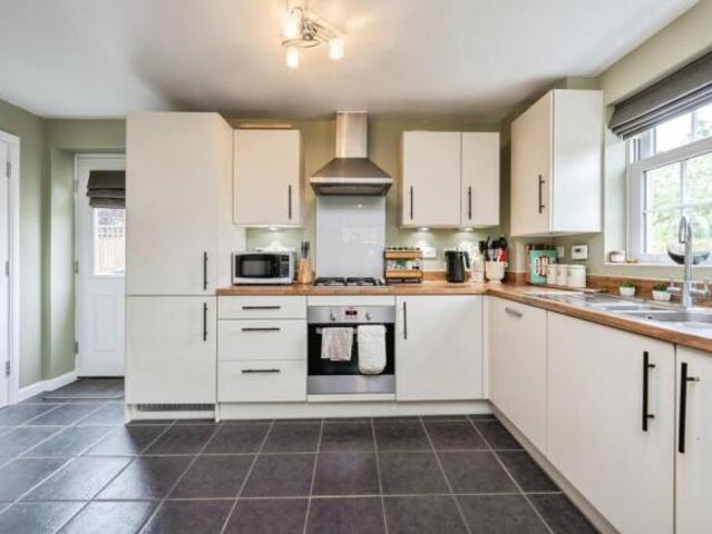 Farm for sale in Woodside Estate, Houghton Regis
