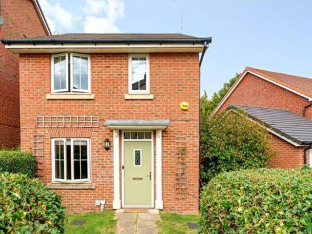 House for sale in Batchworth, Hertfordshire