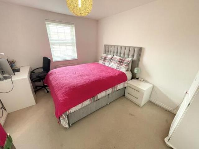 Property for sale in East Wichel, Rodbourne
