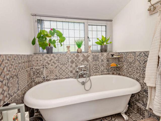 Farm for sale in Earley