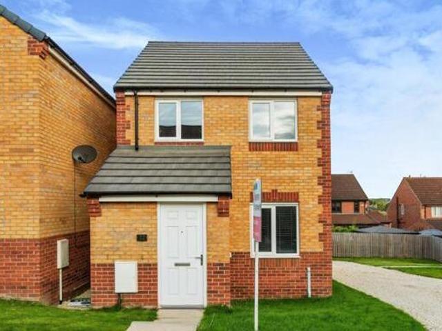 House for sale in Dalton, South Yorkshire