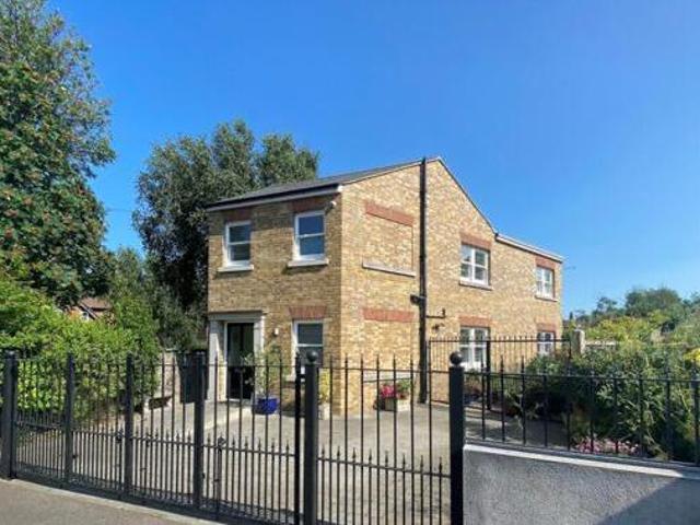 House for sale in Middle Deal, Ash