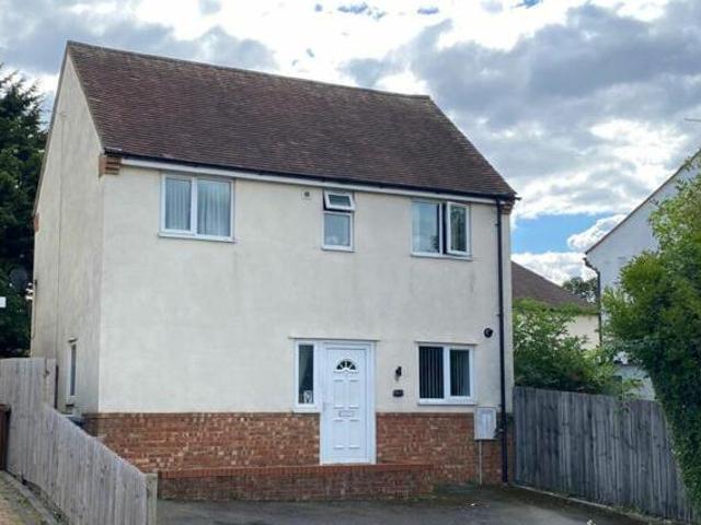 House for sale in Northampton, Northamptonshire