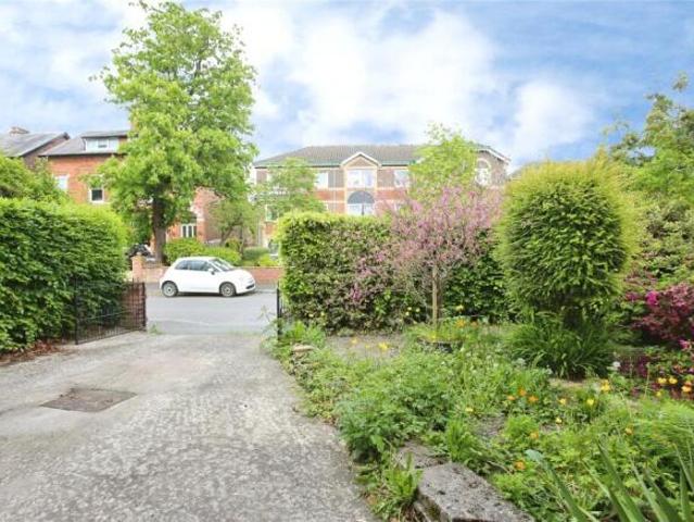 Farm for sale in Heaton Moor, Greater Manchester