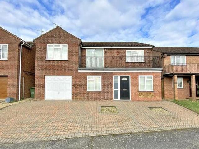House for sale in Lyons, Greater London
