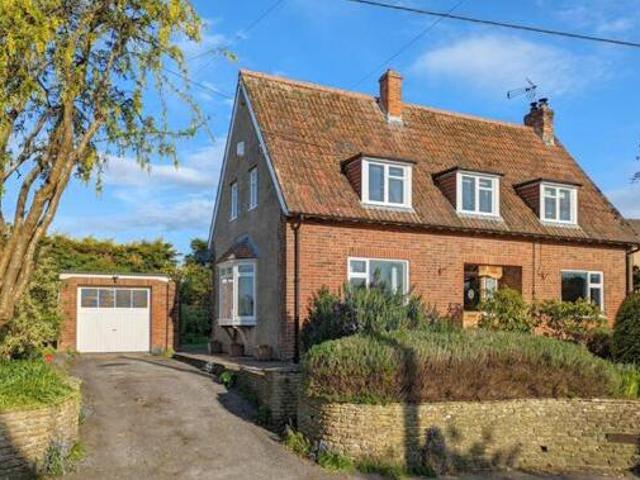 House for sale in Devizes, Wiltshire