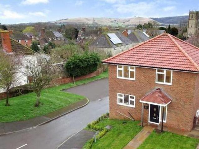 House for sale in Devizes, Wiltshire