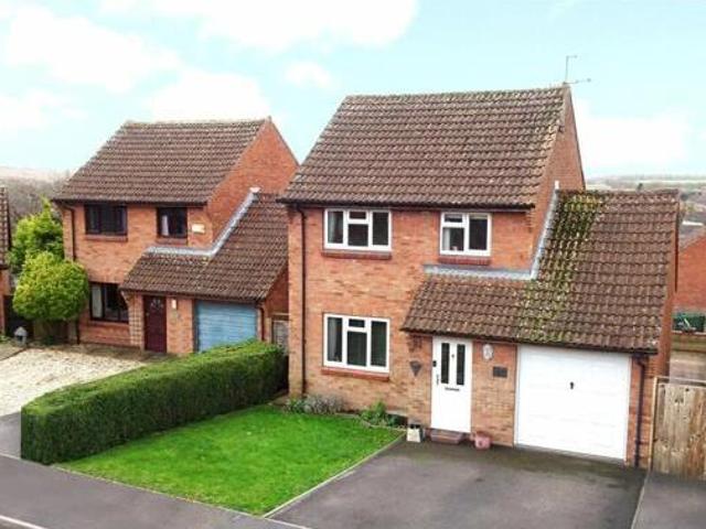 House for sale in Devizes, Wiltshire
