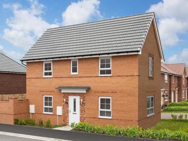 House for sale in Hanging Heaton, Dewsbury