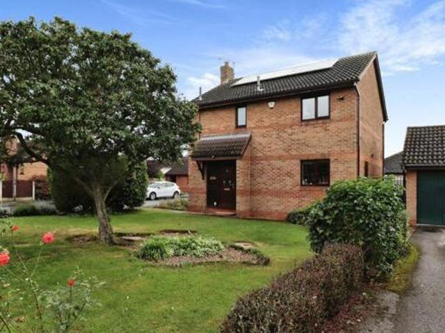 House for sale in Hatfield, South Yorkshire
