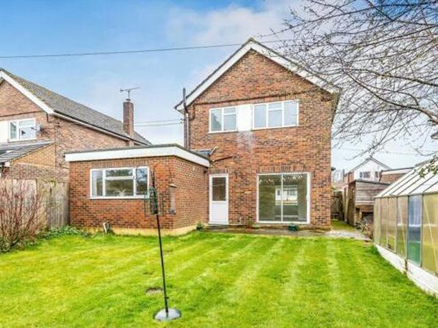 House for sale in Pachesham Park, Surrey