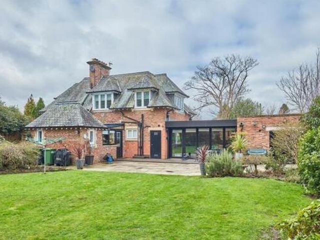 House for sale in New Bilton, Warwickshire