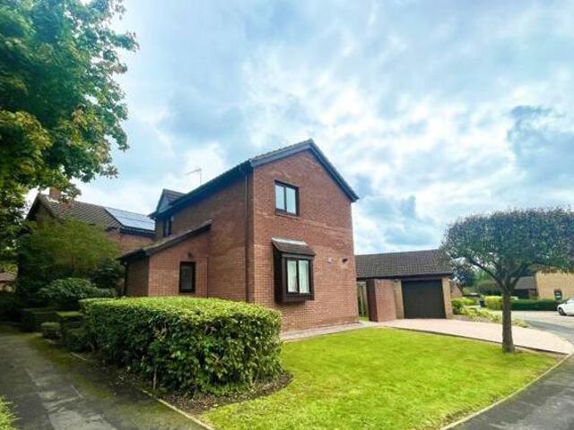 House for sale in Northampton, Northamptonshire
