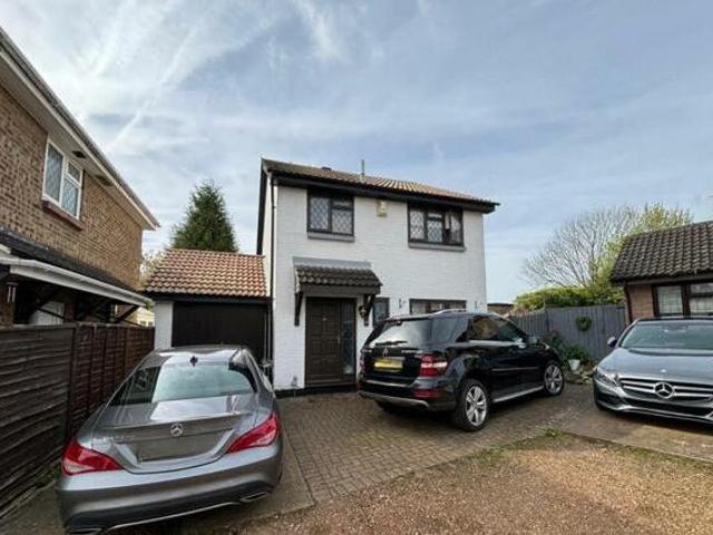 House for sale in Northampton, Northamptonshire