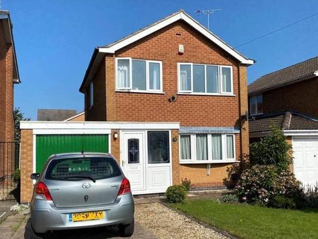 House for sale in Derbyshire Dales, East Midlands