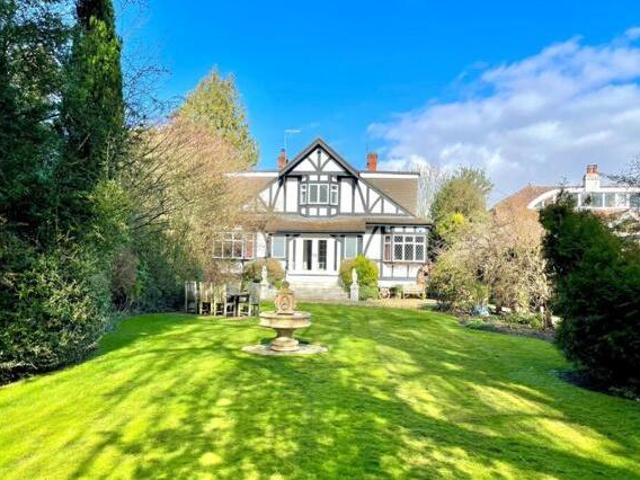 House for sale in Row Town, Surrey