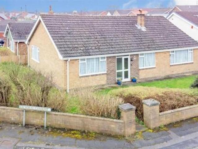 House for sale in Rossmore, Cheshire