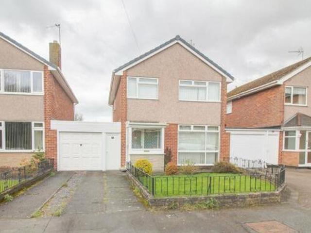 House for sale in Rossmore, Cheshire