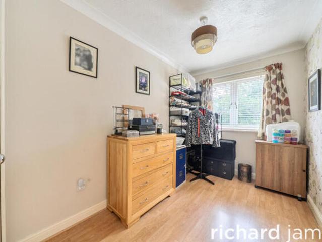 Farm for sale in Abbey Meads, Abbey Mead