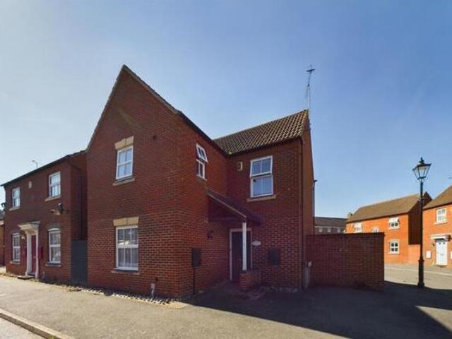 House for sale in Aylesbury, Buckinghamshire