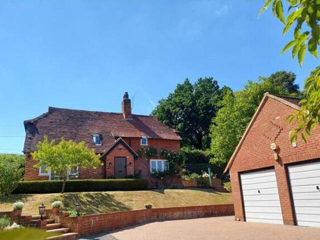House for sale in Wrecclesham, Fole