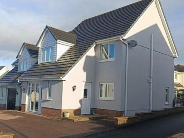 House for sale in Ferryside, Wales