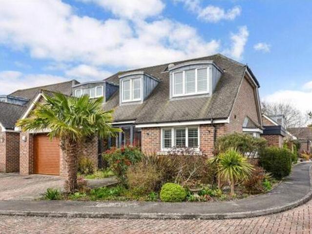 House for sale in Littlecote, West Sussex